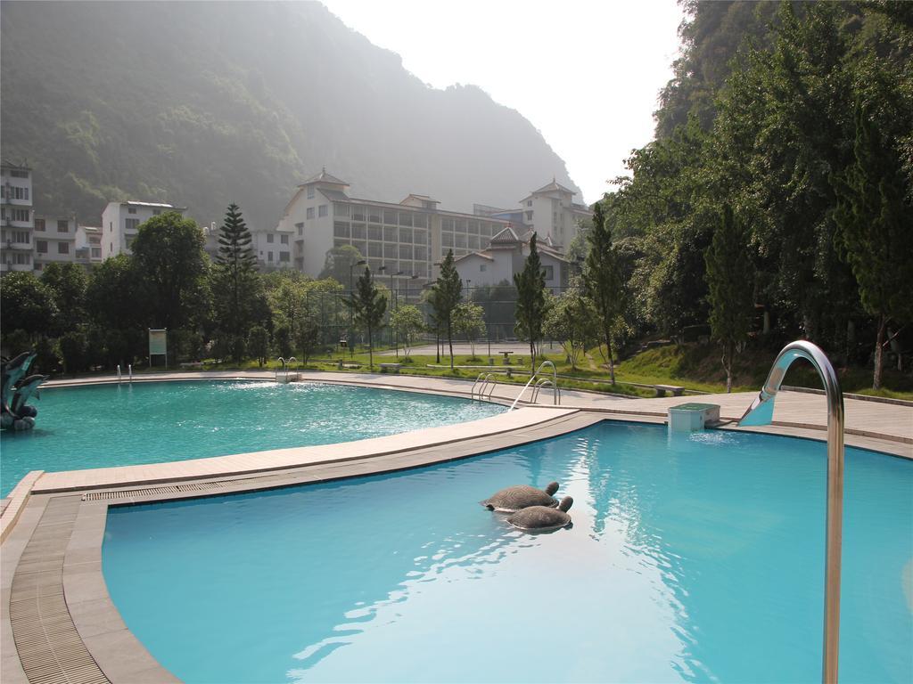 New West Street International Hotel Yangshuo Bagian luar foto