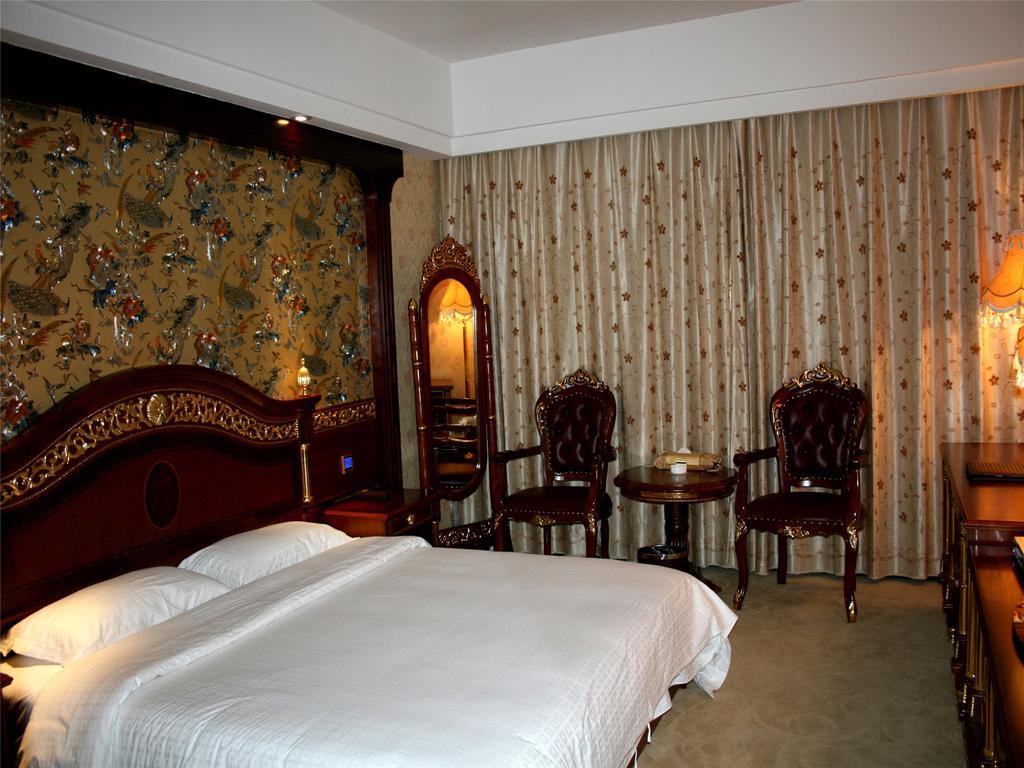 New West Street International Hotel Yangshuo Bagian luar foto
