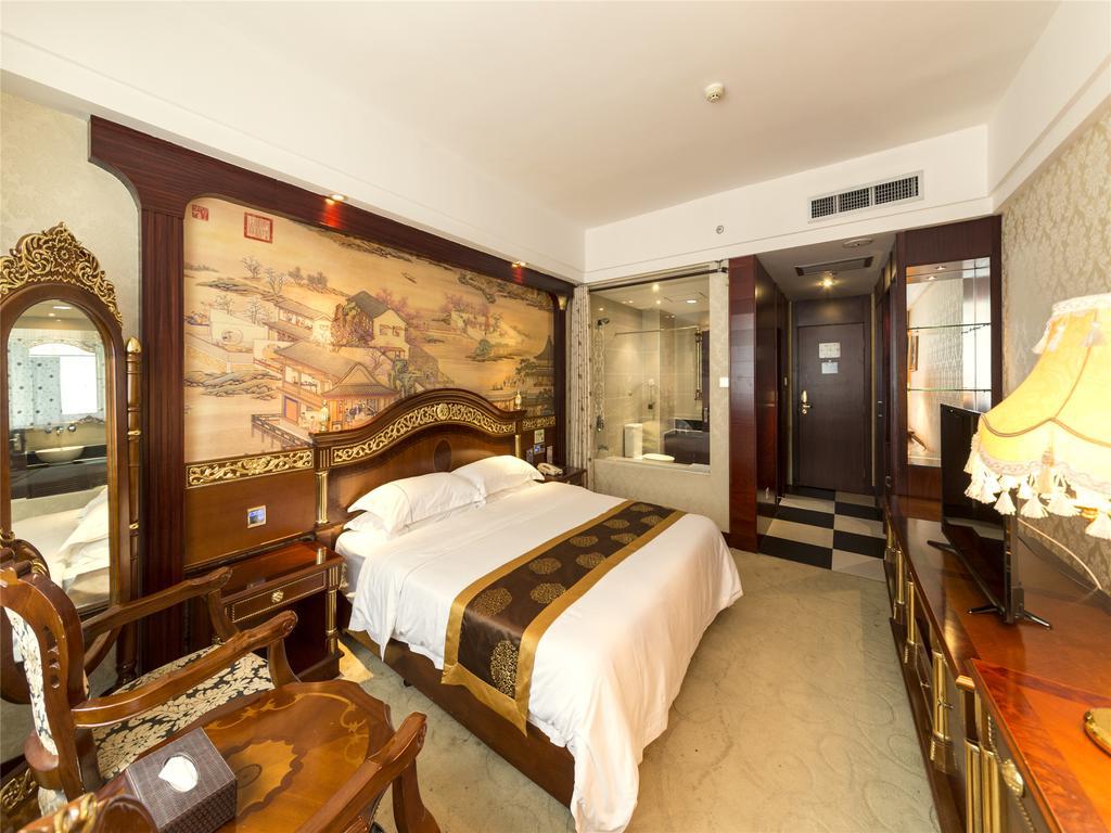 New West Street International Hotel Yangshuo Bagian luar foto