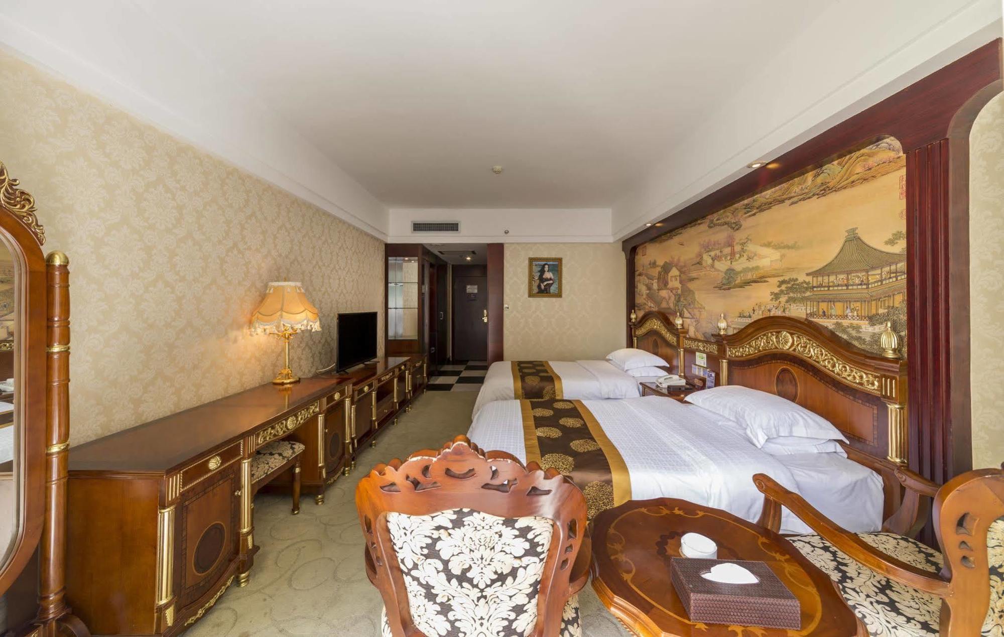 New West Street International Hotel Yangshuo Bagian luar foto